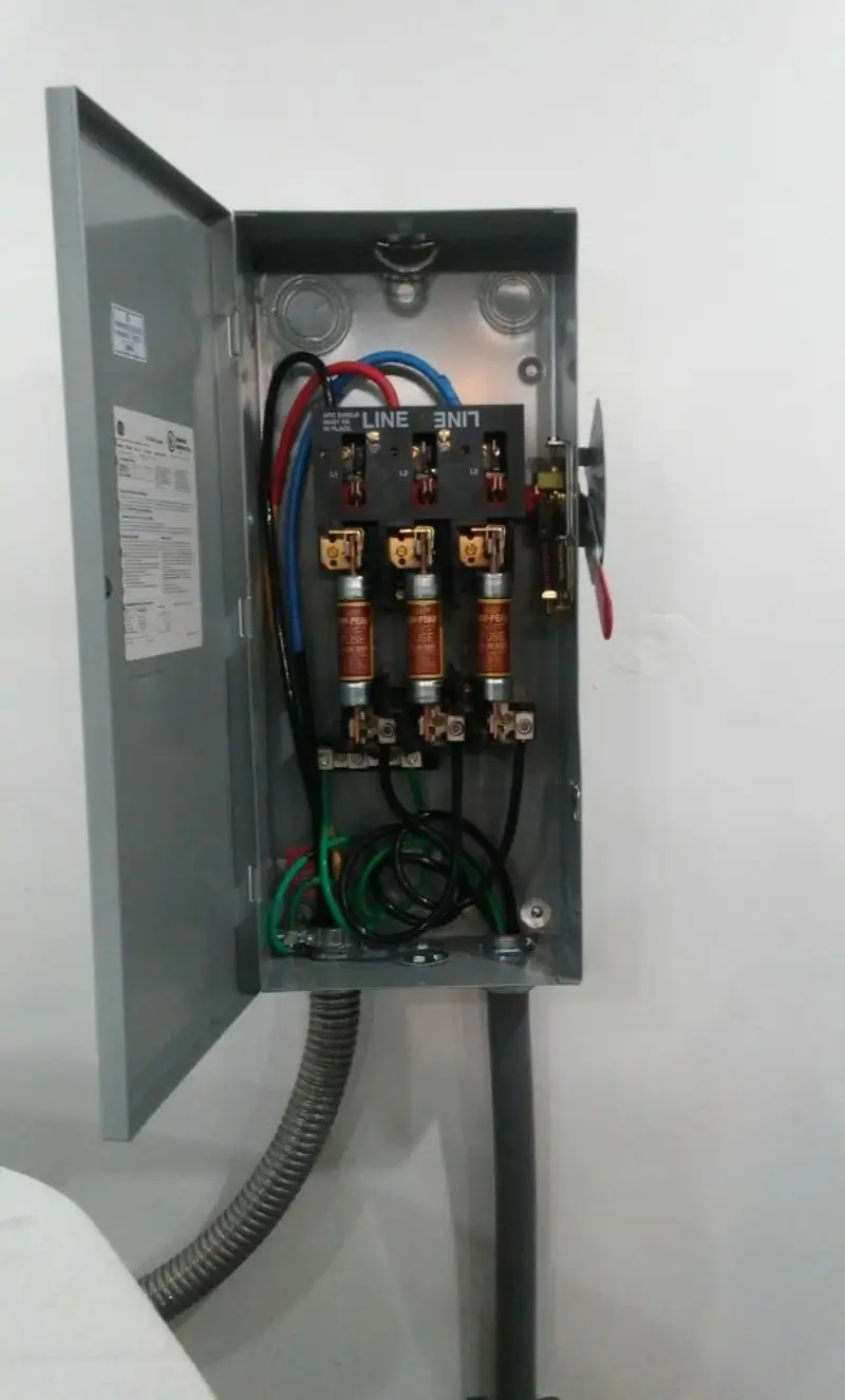 Three-phase disconnect switch installed for Smoke Detector Installation in Eastchester